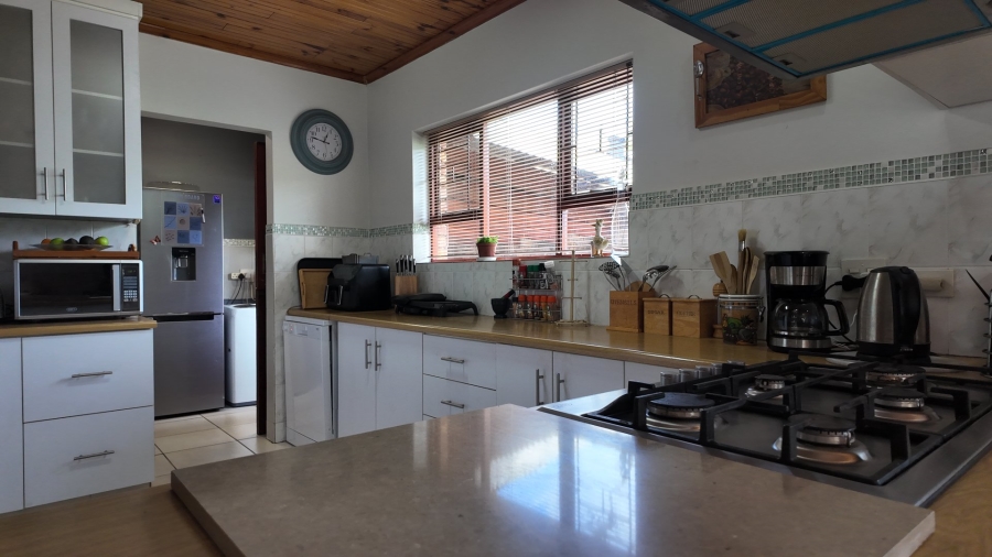 4 Bedroom Property for Sale in Heather Park Western Cape